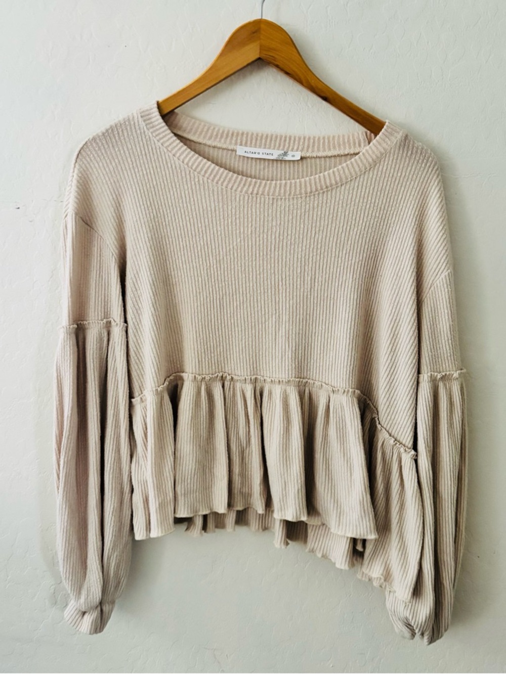 Altar’d State Ribbed Peplum Sweater Top Neutral Beige Size Medium Balloon Sleeve